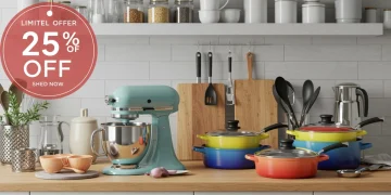 Itens de cozinha modernos e coloridos em promoção, destacando panelas, eletrodomésticos e utensílios com até 25% de desconto.